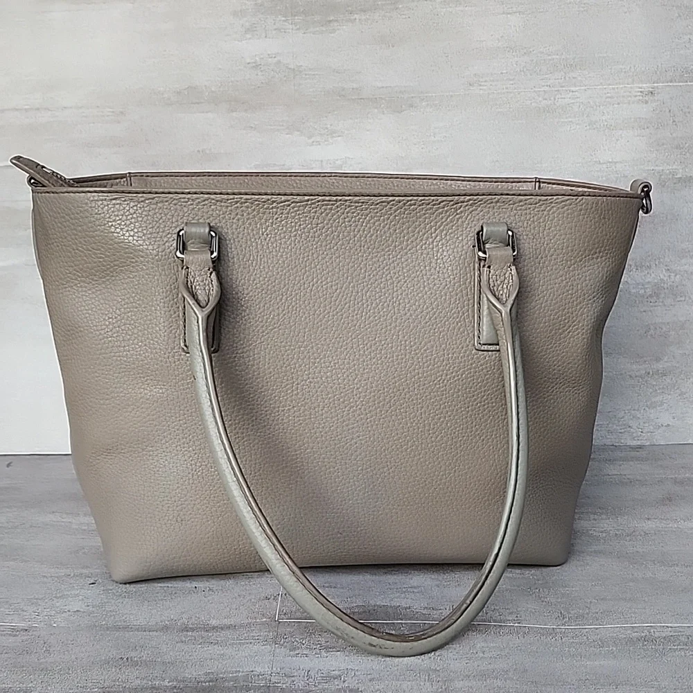 Tory Burch Thea Convertible Tote Bag in French Gray Pebbled Leather